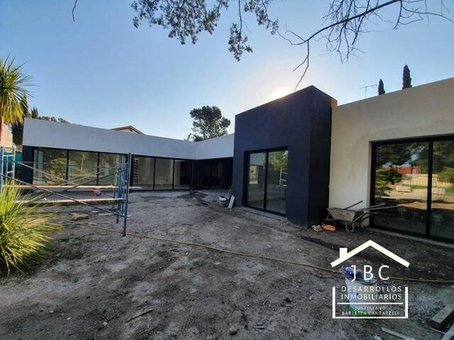 CASA para Venta en Bahia Blanca - 2