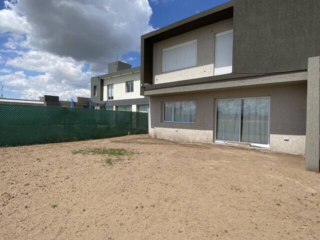 DUPLEX para Venta en Bahia Blanca - 4