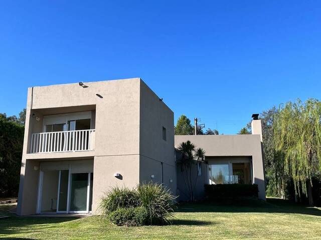 #282 - Casa para Venta en Bahia Blanca - AR-B