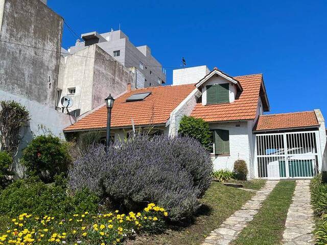 #277 - CASA para Venta en Monte Hermoso - AR-B - 2