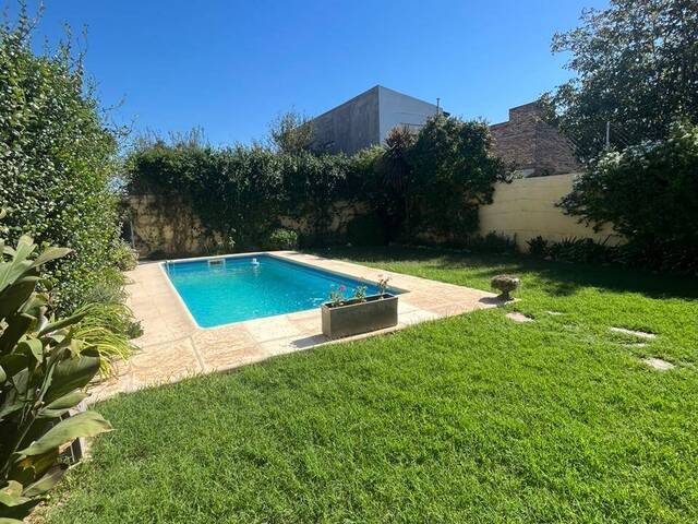 #376 - Casa para Venta en Bahia Blanca - AR-B