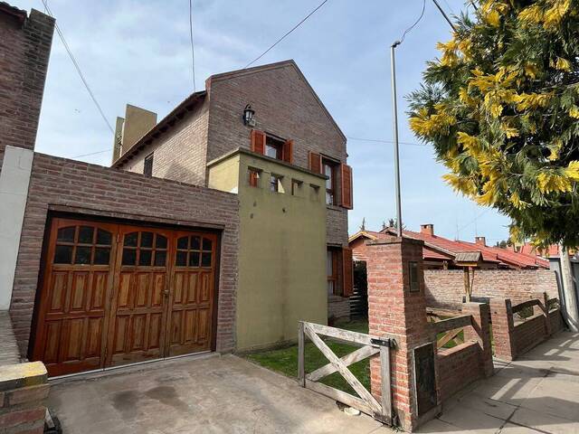 #422 - CASA para Venta en Bahia Blanca - AR-B - 3