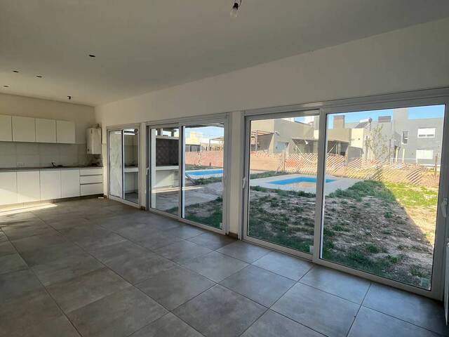 #471 - Duplex para Venta en Bahia Blanca - AR-B - 3