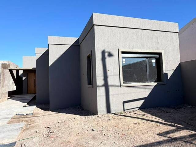 #662 - CASA para Venta en Bahia Blanca - AR-B