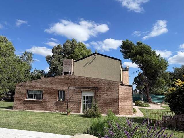 #703 - CASA para Venta en Bahia Blanca - AR-B