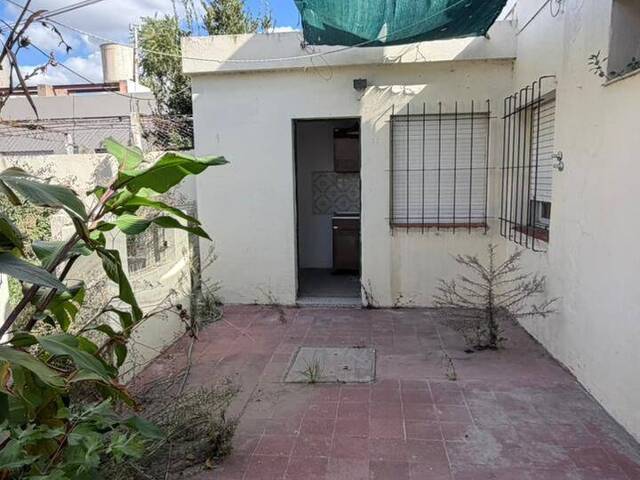 #711 - CASA para Venta en Bahia Blanca - AR-B