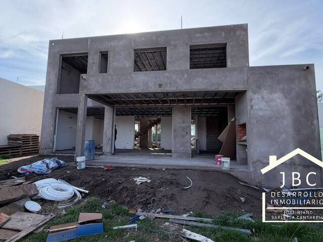 CASA para Venta en Bahia Blanca - 2